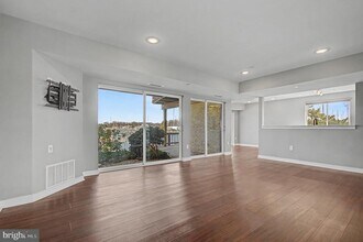 768 Fairview Ave in Annapolis, MD - Building Photo - Building Photo