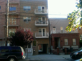 23-10 31st Dr Apartments