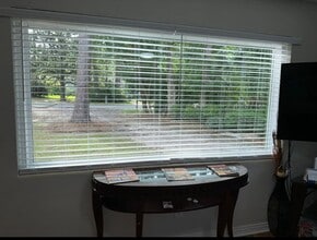 2116 W Dellview Dr in Tallahassee, FL - Foto de edificio - Building Photo