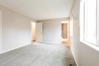 1515 S Dearborn St in Aurora, CO - Building Photo - Building Photo