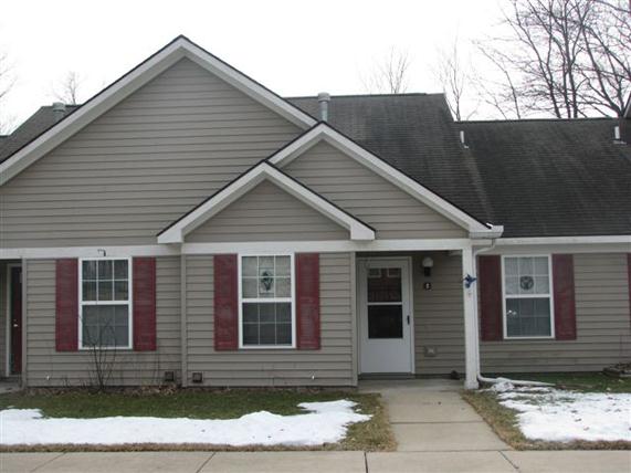 Grand Oak Tree Apartments in Grand Ledge, MI - Foto de edificio