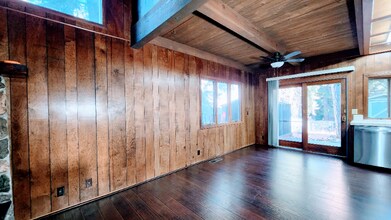 31502 Onacrest Dr in Running Springs, CA - Building Photo - Building Photo