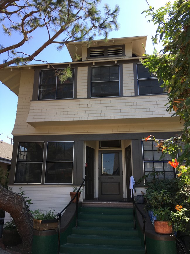 22 Park Ave in Venice, CA - Building Photo - Building Photo