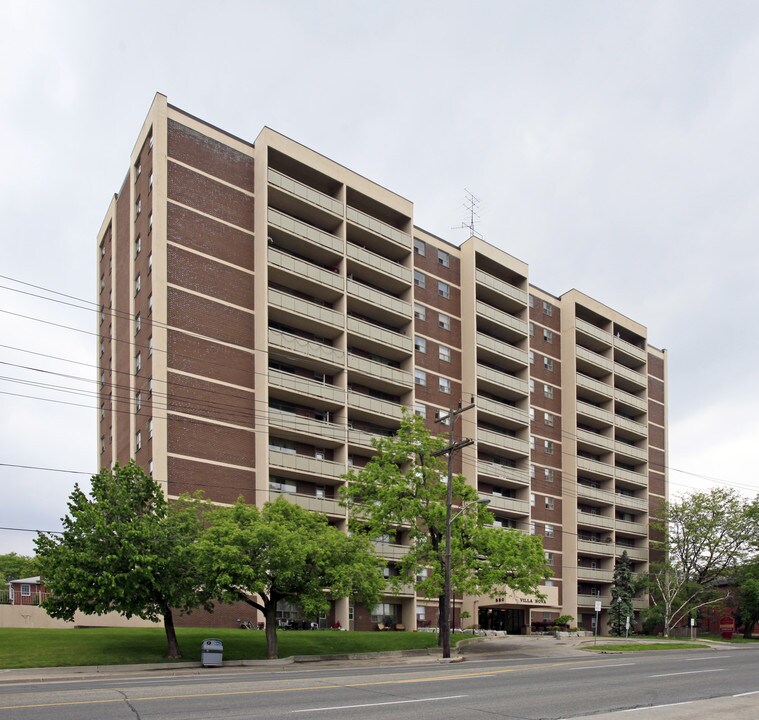 Villa Nova in Toronto, ON - Building Photo