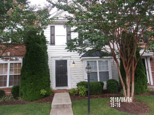property at 905 Dominion Townes Ct