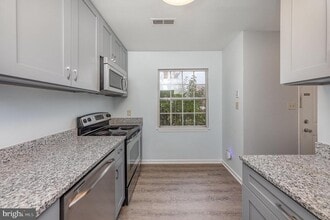 2211 Minnear St in Fredericksburg, VA - Building Photo - Building Photo