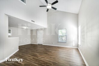 16700 Aulton Dr in Noblesville, IN - Foto de edificio - Building Photo