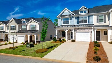 323 Nettle Ln in Greenville, SC - Building Photo - Building Photo