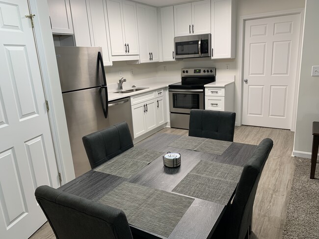 Waterford Place Apartments in Elizabethtown, KY - Foto de edificio - Building Photo