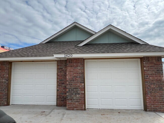 1420 SW Texas Ave