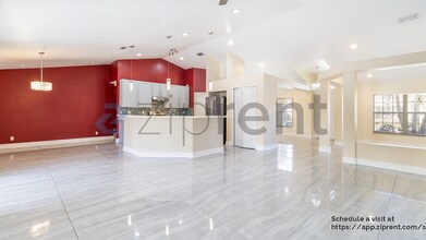 714 SW Sardinia Ave in Port St. Lucie, FL - Building Photo - Building Photo