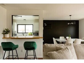 3023 Lynn Ave, Unit 22 in Minneapolis, MN - Building Photo - Building Photo