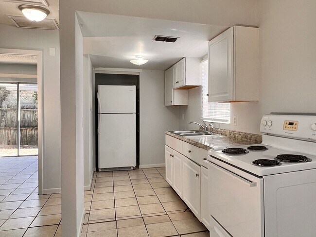 329 7th St SW in Winter Haven, FL - Building Photo - Building Photo