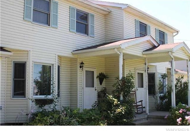 3975 Big Tree Rd in Hamburg, NY - Building Photo - Building Photo