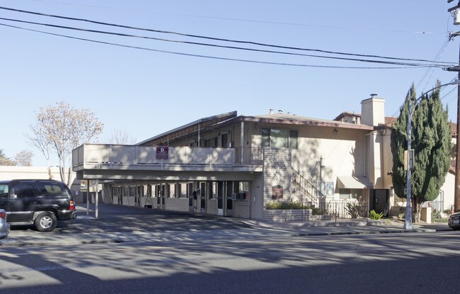 University Square in Santa Clara, CA - Building Photo - Building Photo