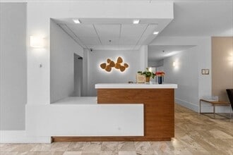 950 Massachusetts Ave, Unit 1 in Cambridge, MA - Building Photo - Building Photo