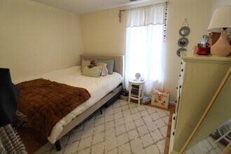 2020 Massachusetts Ave, Unit 2 in Cambridge, MA - Building Photo - Building Photo