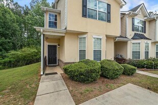 7322 Bridlewood Ct in Jonesboro, GA - Building Photo