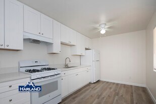 1031 B Ave in National City, CA - Building Photo