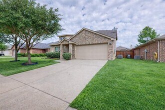 453 Harding Ln in Lavon, TX - Building Photo - Building Photo