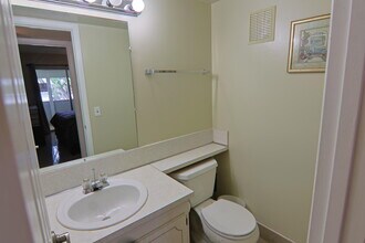 31 Richmond Crescent in Deerfield Beach, FL - Building Photo - Building Photo