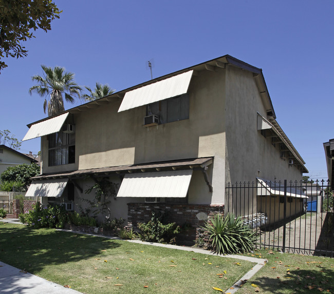 420 N Vine St in Anaheim, CA - Building Photo - Building Photo