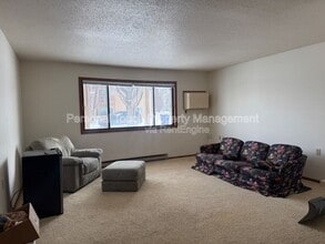 1310 34th Ave S in Moorhead, MN - Building Photo - Building Photo