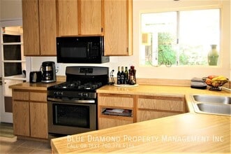 657 Cedar St in San Marcos, CA - Building Photo - Building Photo