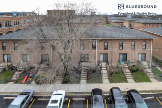 150 N Ashland Ave in Chicago, IL - Building Photo - Building Photo