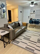 2216 Pine St in Grand Prairie, TX - Building Photo