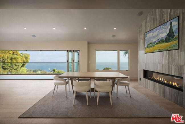 4782 Encinal Canyon Rd in Malibu, CA - Building Photo - Building Photo