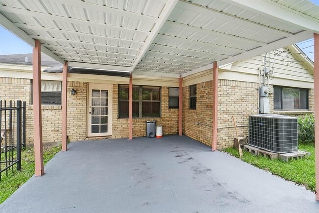 9030 Bassoon Dr in Houston, TX - Building Photo - Building Photo