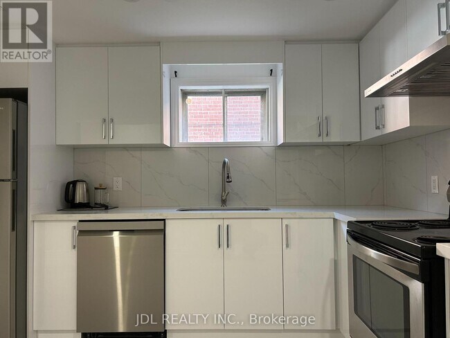 property at 13 Pawnee Ave