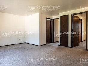 2571 Trojan Dr in Green Bay, WI - Building Photo - Building Photo