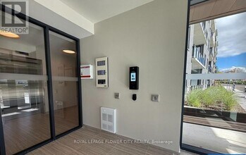 1100 Lackner Pl in Kitchener, ON - Building Photo - Building Photo