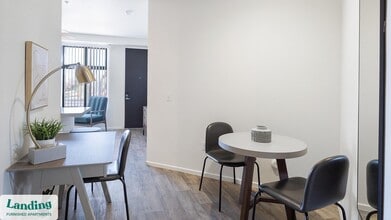 1001 E Playa Del Norte Dr, Unit 2130 in Tempe, AZ - Foto de edificio - Building Photo