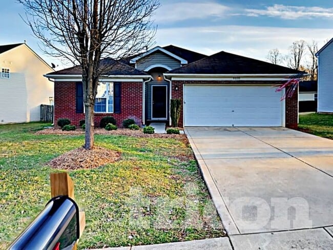 9000 McAdam Way in Charlotte, NC - Building Photo - Building Photo