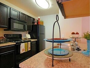 eGate Apartments in Salt Lake City, UT - Building Photo - Building Photo