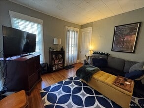 180 Richmond Ave in Buffalo, NY - Building Photo - Building Photo