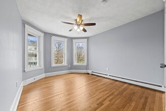 516 Washington St in Boston, MA - Building Photo - Building Photo