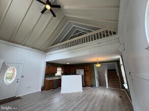5001 Carroll Manor Rd, Unit D,E in Baldwin, MD - Building Photo - Building Photo