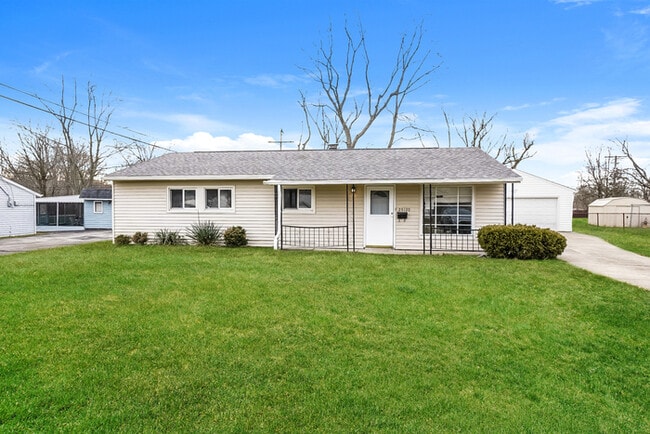 property at 25120 Sandhurst Rd
