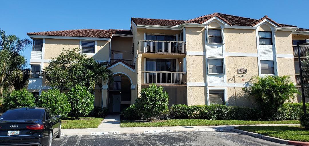 5701 Riverside Dr-Unit -201B in Coral Springs, FL - Building Photo