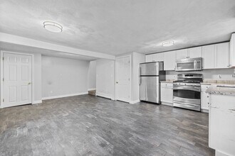 56 Central St in Peabody, MA - Building Photo - Building Photo