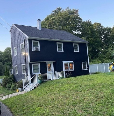 146 Highland St in Marshfield, MA - Building Photo