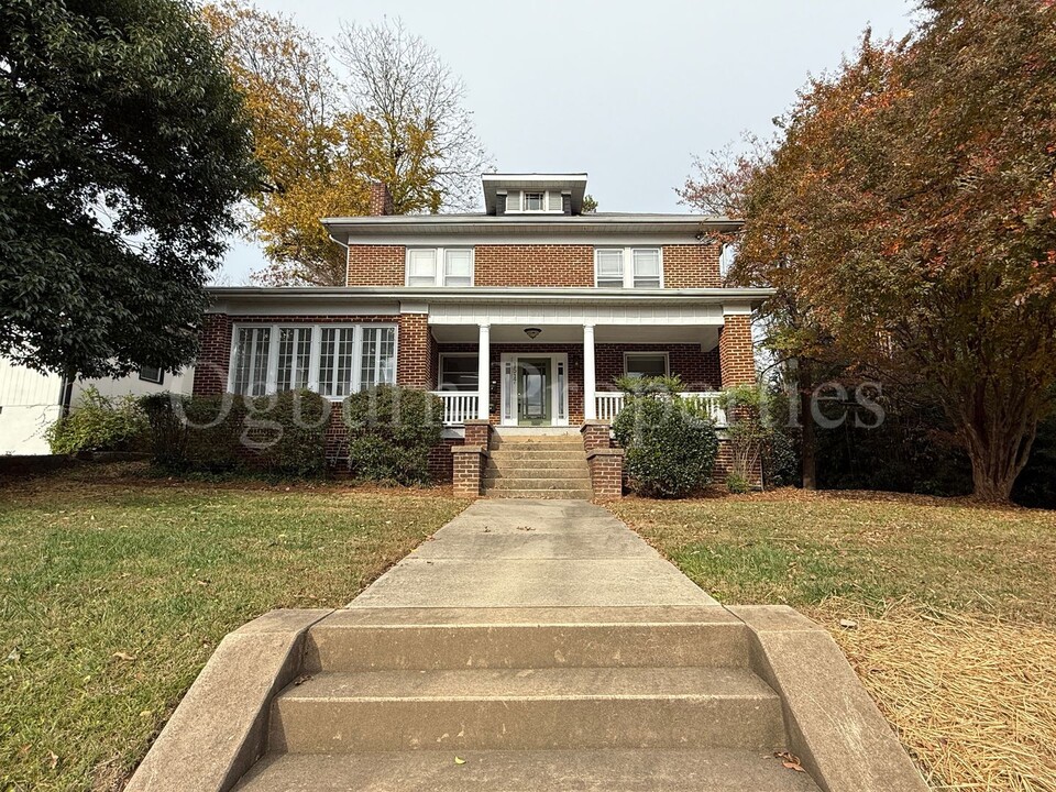 1517 W 1st St-Unit -1 in Winston-Salem, NC - Building Photo