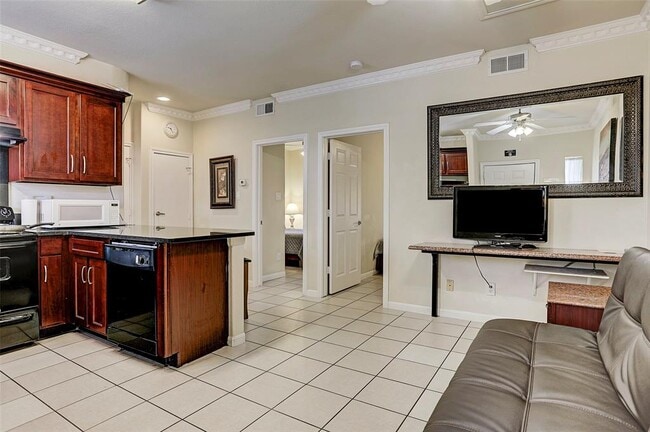 6468 Corporate Dr in Houston, TX - Building Photo - Building Photo