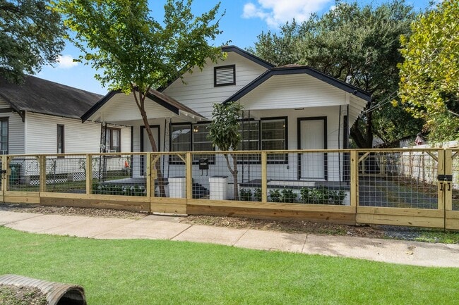 1615 McKee St in Houston, TX - Building Photo - Building Photo