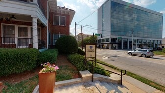 Candler Commons in Decatur, GA - Building Photo