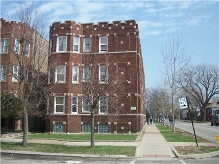 8259 S May St in Chicago, IL - Building Photo